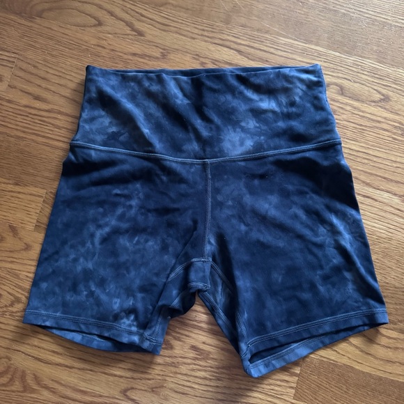 Lululemon Align High Rise Short - Picture 4 of 6